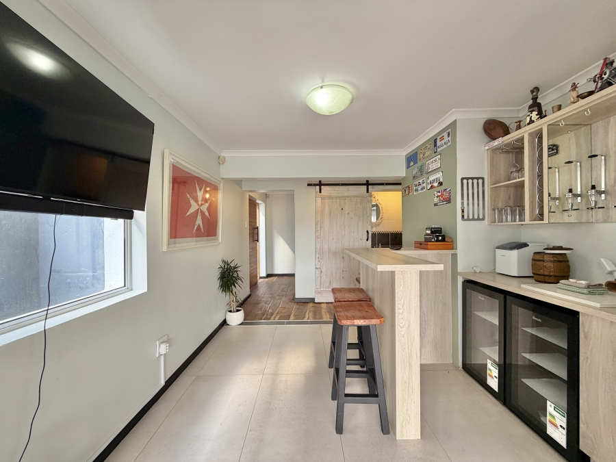 2 Bedroom Property for Sale in Wavecrest Eastern Cape